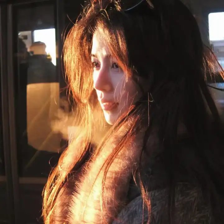 采蘑菇的夫妻
