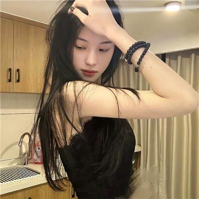 跪毯旁的眼泪
