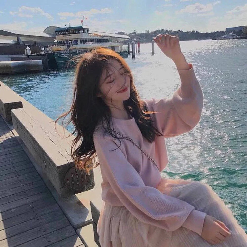 美丽笨女人